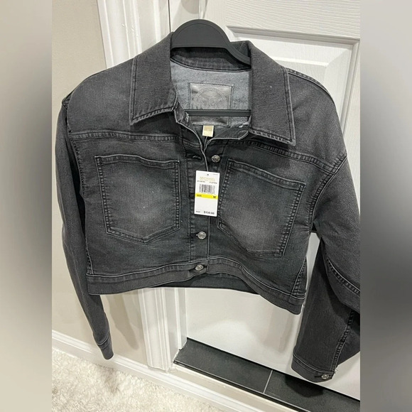 MICHAEL Michael Kors Jackets & Blazers - Michael Kors Jackets & Coats |
Women's Mickael Kors Cropped